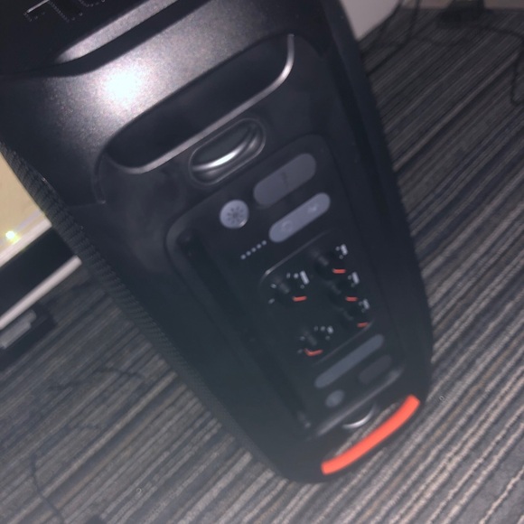 Open box - Picture 4 of 11